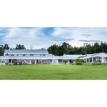 Гостевой дом Drakensberg Mountain Retreat Бергвилль Экстерьер фото