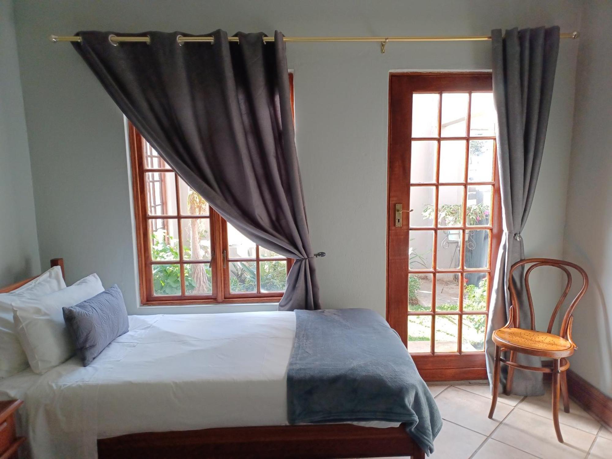 Гостевой дом Drakensberg Mountain Retreat Бергвилль Экстерьер фото