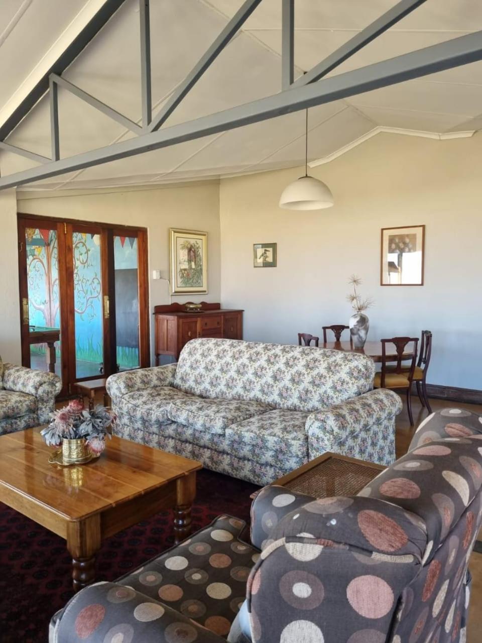 Гостевой дом Drakensberg Mountain Retreat Бергвилль Экстерьер фото