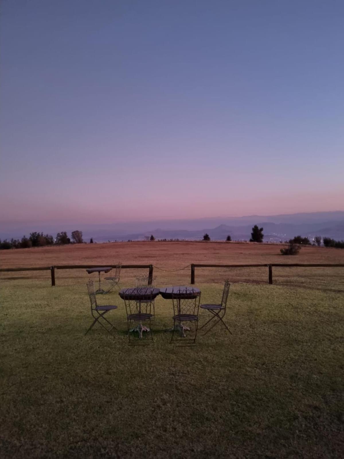 Гостевой дом Drakensberg Mountain Retreat Бергвилль Экстерьер фото